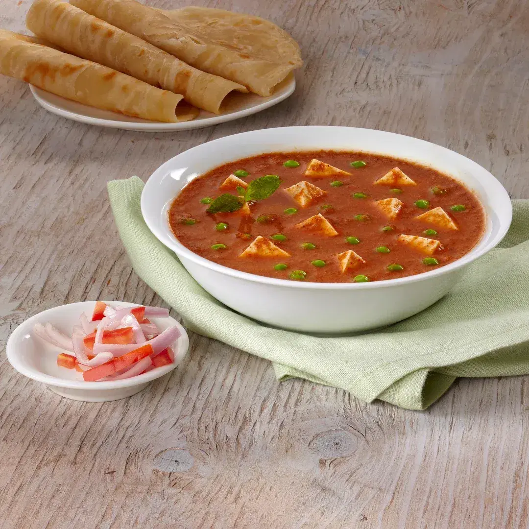 Mattar Paneer 